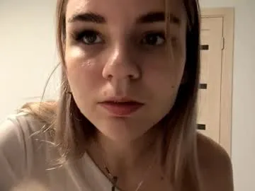 ceceliapidcock – webcam model profile photo Image 8