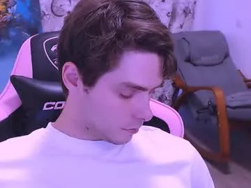 CaseyCumFace – webcam model profile photo Image 16