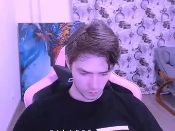 CaseyCumFace – webcam model profile photo Image 5