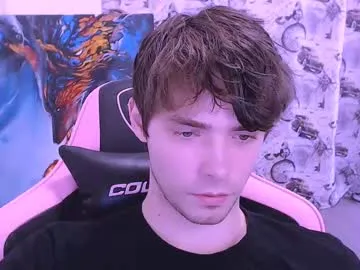 CaseyCumFace – webcam model profile photo Image 8