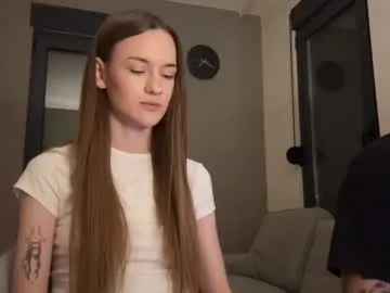 Kiki-vivi – webcam model profile photo Image 4