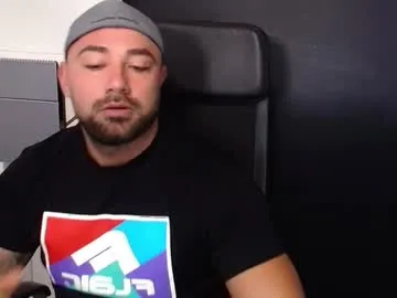 lynnalltop – webcam model profile photo Image 8