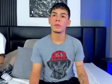 ReggieG – webcam model profile photo Image 8