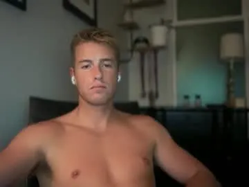 Tatoo_girl – webcam model profile photo Image 8