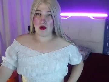 Almmaxxxx – webcam model profile photo Image 12
