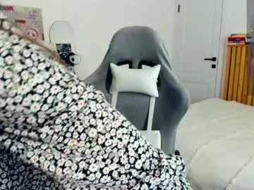 elenalooove Image 5