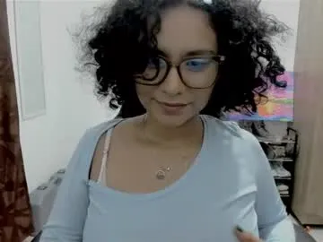 jannemary – webcam model profile photo Image 10