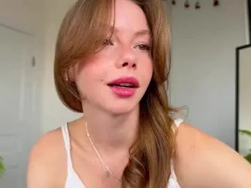 elli_harmon Image 4