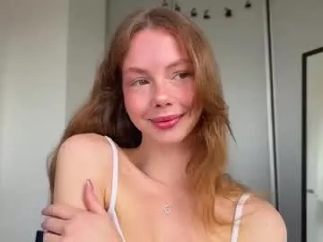elli_harmon Image 6