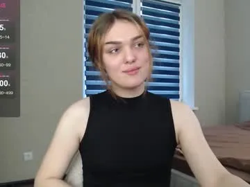 milla_bella – webcam model profile photo Image 9