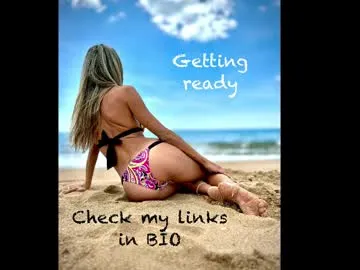 tassiarauj – webcam model profile photo Image 3