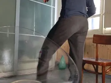 tassiarauj – webcam model profile photo Image 6