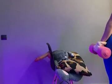 myriambirkett – webcam model profile photo Image 17