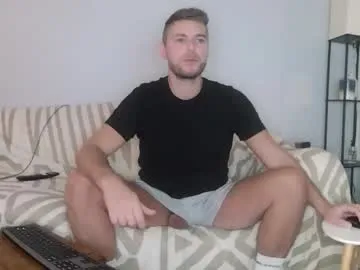 aaronbomer – webcam model profile photo Image 13