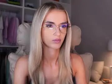 pinkadele – webcam model profile photo Image 18