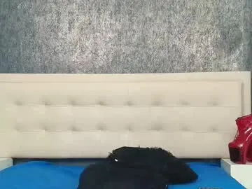 202509yoyo – webcam model profile photo Image 6