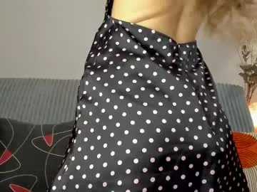 erika_hoiree Image 3