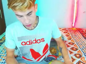 calehot98 – webcam model profile photo Image 11