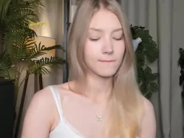 EdlinHargus – webcam model profile photo Image 12