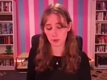 RuslanaXX – webcam model profile photo Image 12