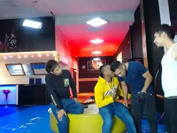 extrangers Image 5