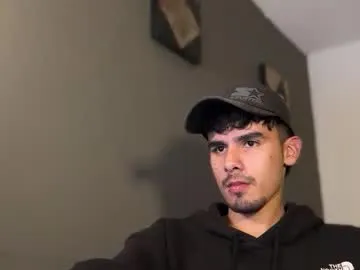 charlotte_stevenss_ – webcam model profile photo Image 4