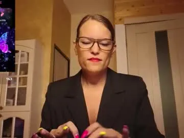 ceceliapidcock – webcam model profile photo Image 13