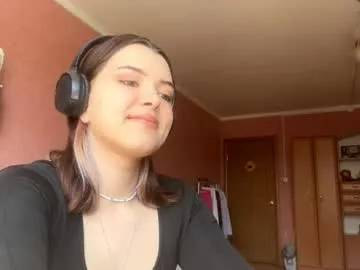 mrs__le – webcam model profile photo Image 2