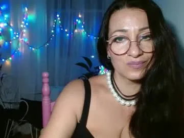 ceceliapidcock – webcam model profile photo Image 5