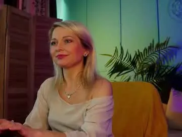 _miss_hinata_ – webcam model profile photo Image 15