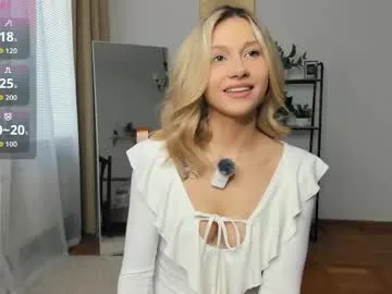 lucymagical – webcam model profile photo Image 13