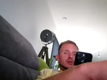 Alexandra_duque – webcam model profile photo Image 3