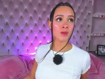 Saniya-mirza-143 – webcam model profile photo Image 16