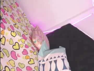 lau__1 – webcam model profile photo Image 5