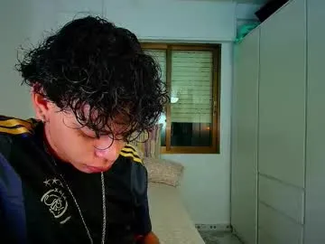 art_porno – webcam model profile photo Image 19