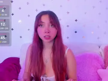 Nova-Lee – webcam model profile photo Image 3