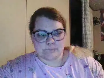 hazeleyez97 – webcam model profile photo