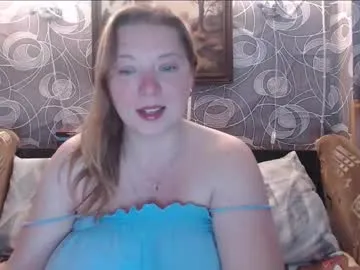 bright_diamonds_054 – webcam model profile photo Image 19
