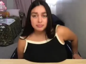 LunaRase – webcam model profile photo Image 19