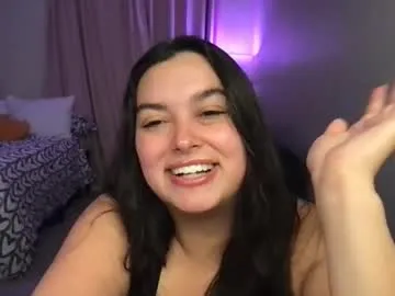 LunaRase – webcam model profile photo Image 2