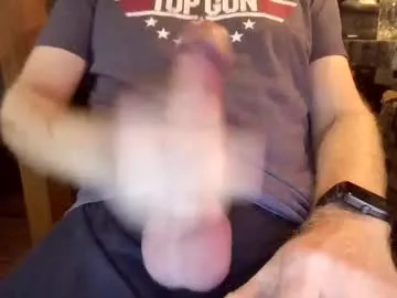 poutyselena – webcam model profile photo Image 4