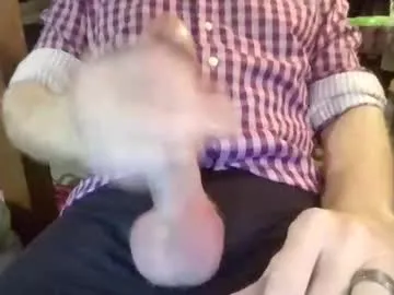 poutyselena – webcam model profile photo Image 9