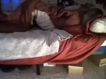 space_boys18 – webcam model profile photo Image 17