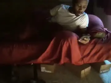 space_boys18 – webcam model profile photo Image 19