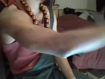 space_boys18 – webcam model profile photo Image 2