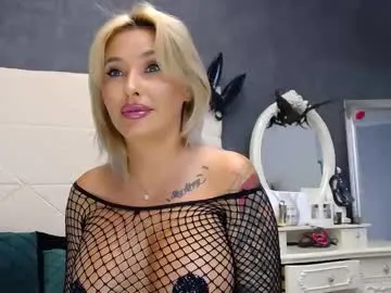 madamecrowford – webcam model profile photo Image 19