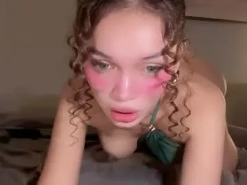 taitehambelton – webcam model profile photo Image 14