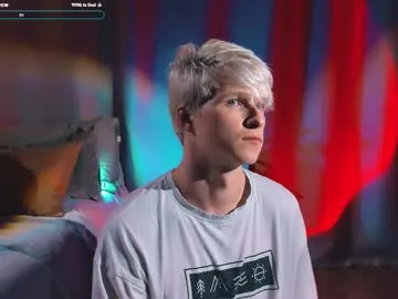 pimange34 – webcam model profile photo Image 3