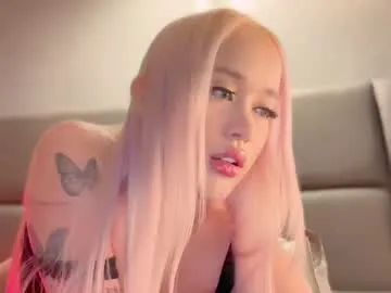 tinyangelxx – webcam model profile photo Image 2