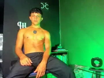 alexwos – webcam model profile photo Image 12